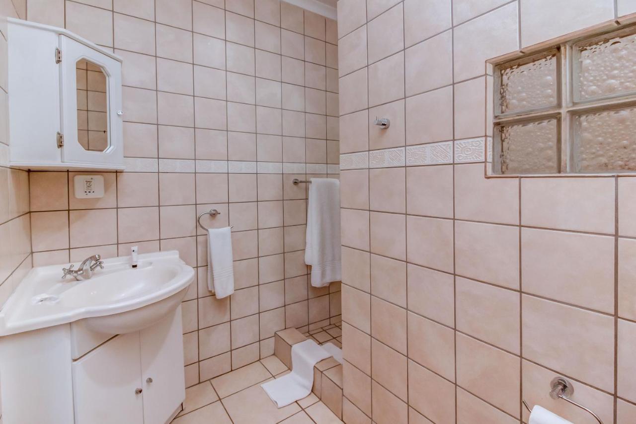Dalberry Guest House Johannesburg Bagian luar foto