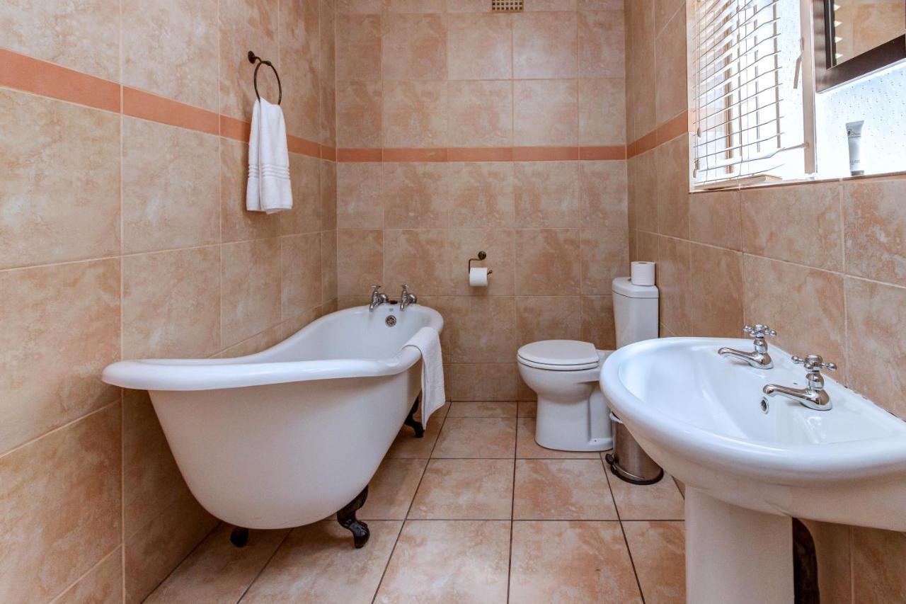 Dalberry Guest House Johannesburg Bagian luar foto